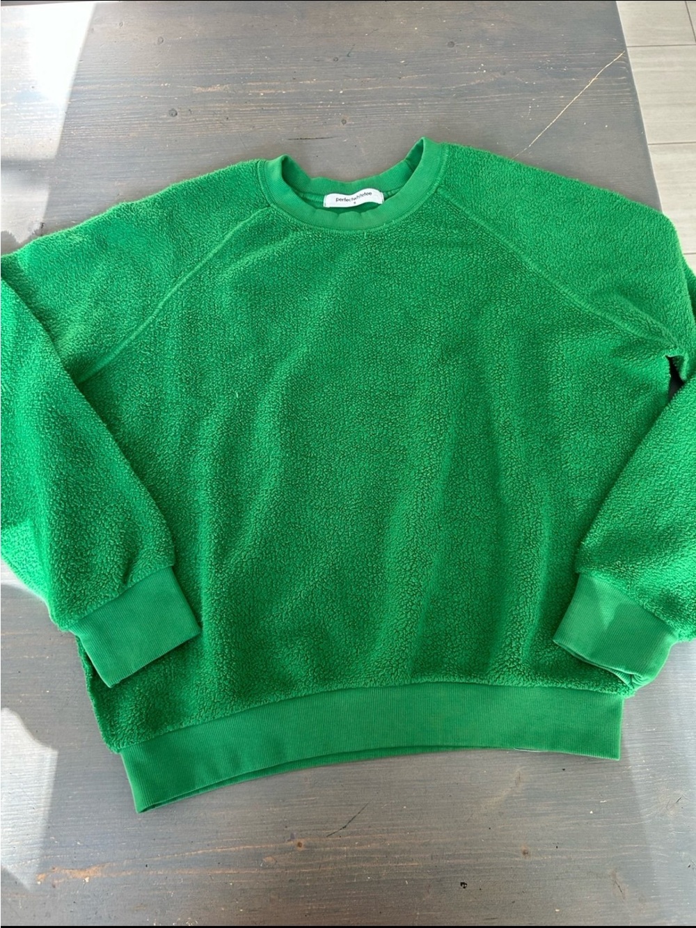 Like NEW Perfectwhitetee Ziggy sweatshirt - Picture 3 of 9